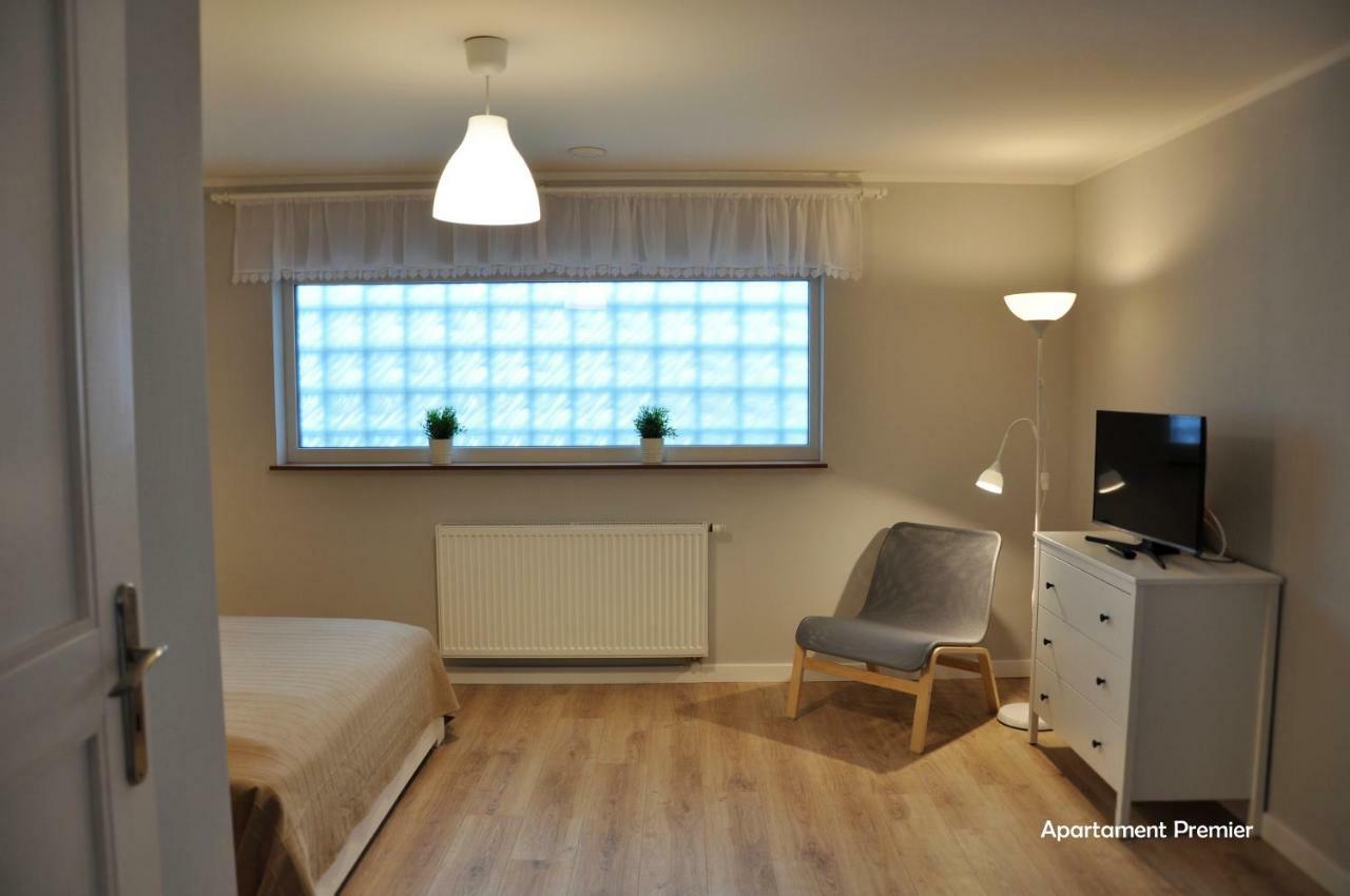 Bialy Dom - 2 Bedrooms Katowice Exteriör bild