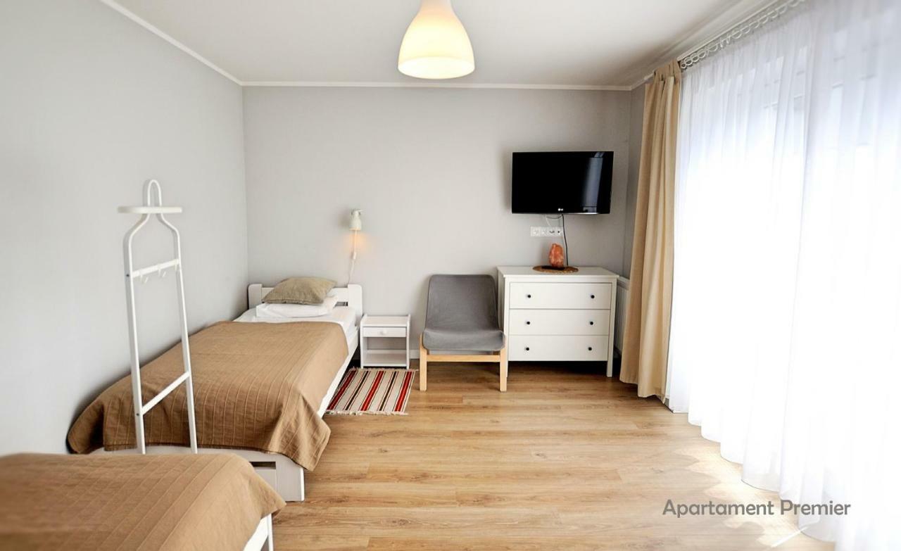 Bialy Dom - 2 Bedrooms Katowice Exteriör bild